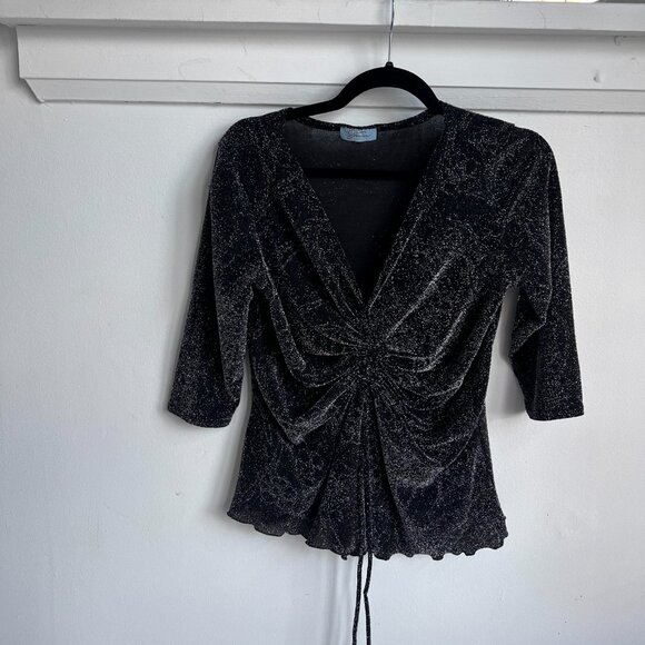 Cute top! metallic. - Picture 4 of 5